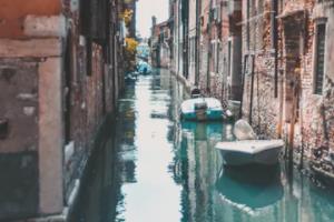 足球反波胆,一场血的教训玩足球反波胆亏了1万